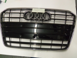 Audi - Grille - 8K